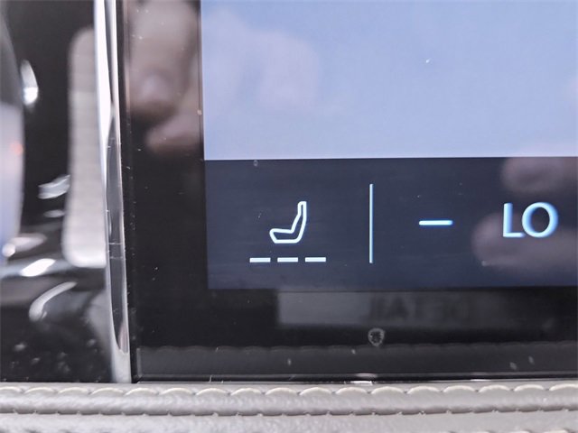 Used 2024 Lincoln Corsair Grand Touring image 27