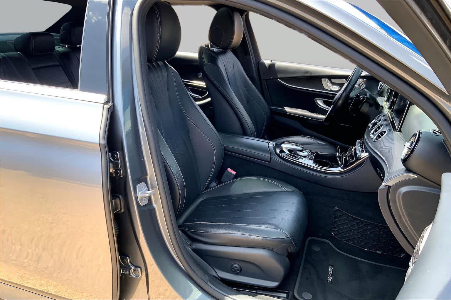 Used 2017 Mercedes-Benz E 300 image 9