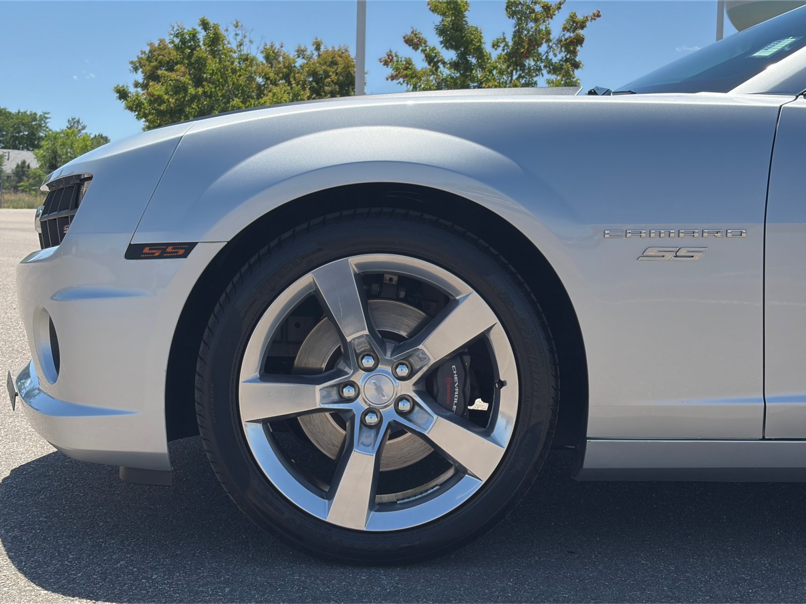 Used 2010 Chevrolet Camaro SS w/ RS Package RWD image 11