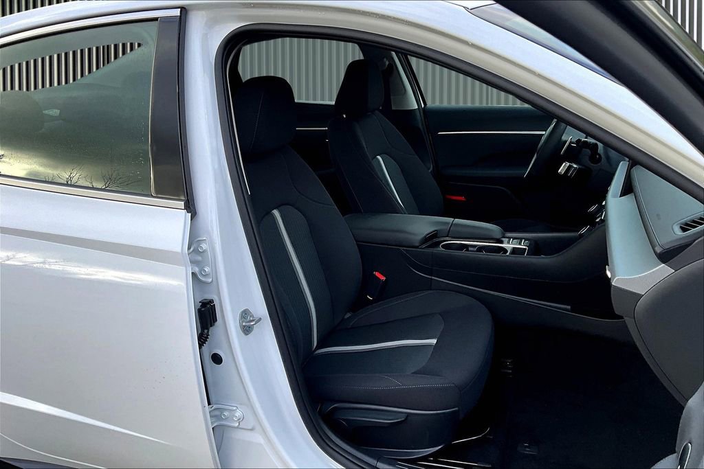 New 2026 Hyundai Sonata SEL FWD image 9