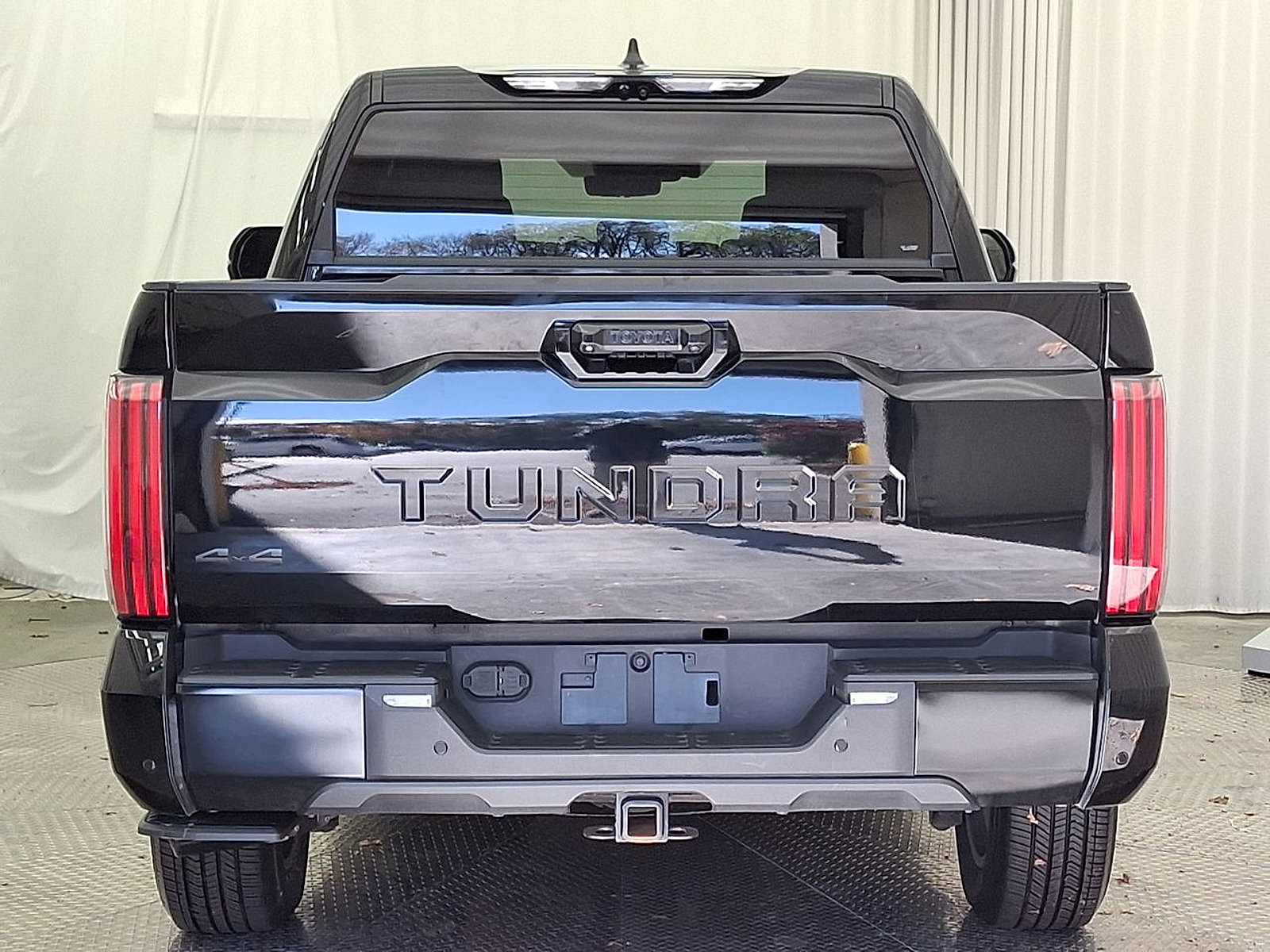 Used 2024 Toyota Tundra Platinum image 23