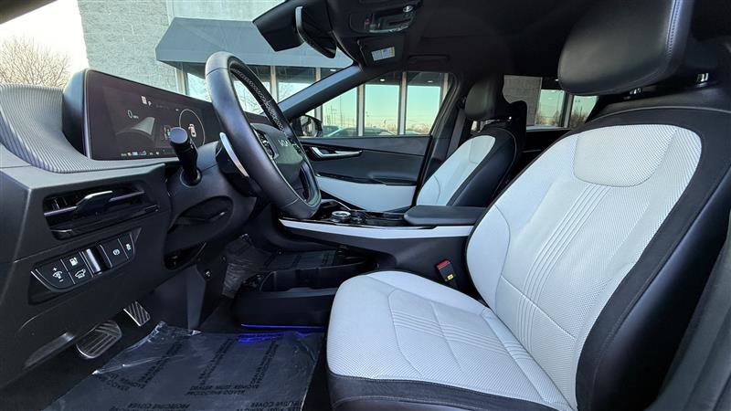 Used 2023 Kia EV6 GT-Line w/ GT-Line White Seat Package image 10