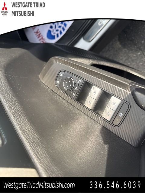 Used 2023 Mitsubishi Outlander SE image 14