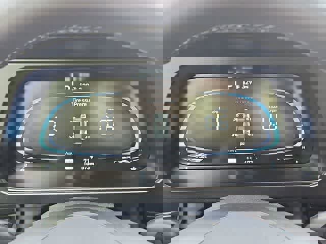 Certified 2025 Hyundai Elantra Sport w/ Cargo Package image 30