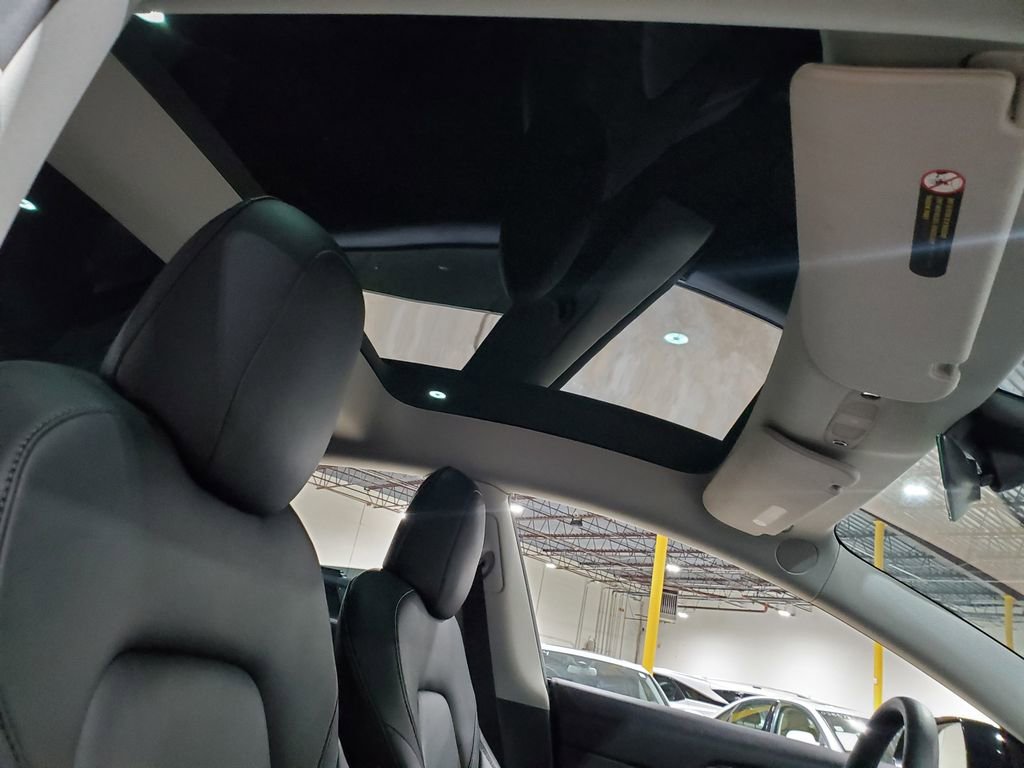 Used 2022 Tesla Model 3 Long Range image 16