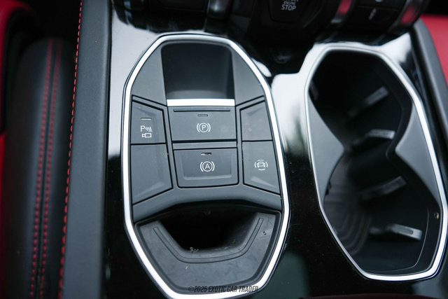 Used 2019 Lamborghini Urus image 26