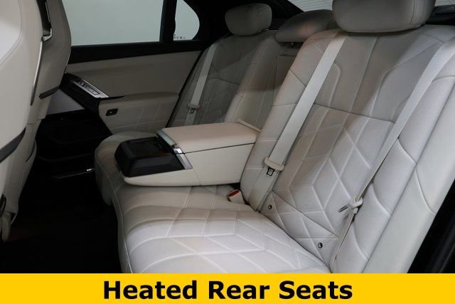 Used 2024 BMW 760i xDrive w/ Executive Package image 36