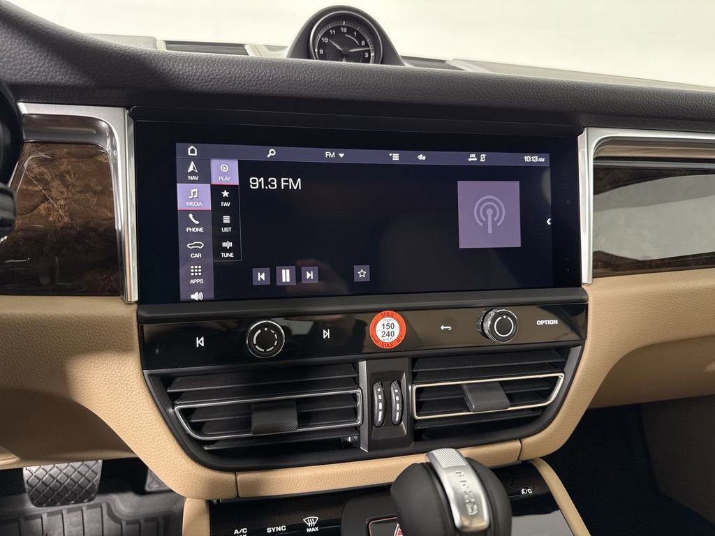 New 2026 Porsche Macan AWD/4WD image 28