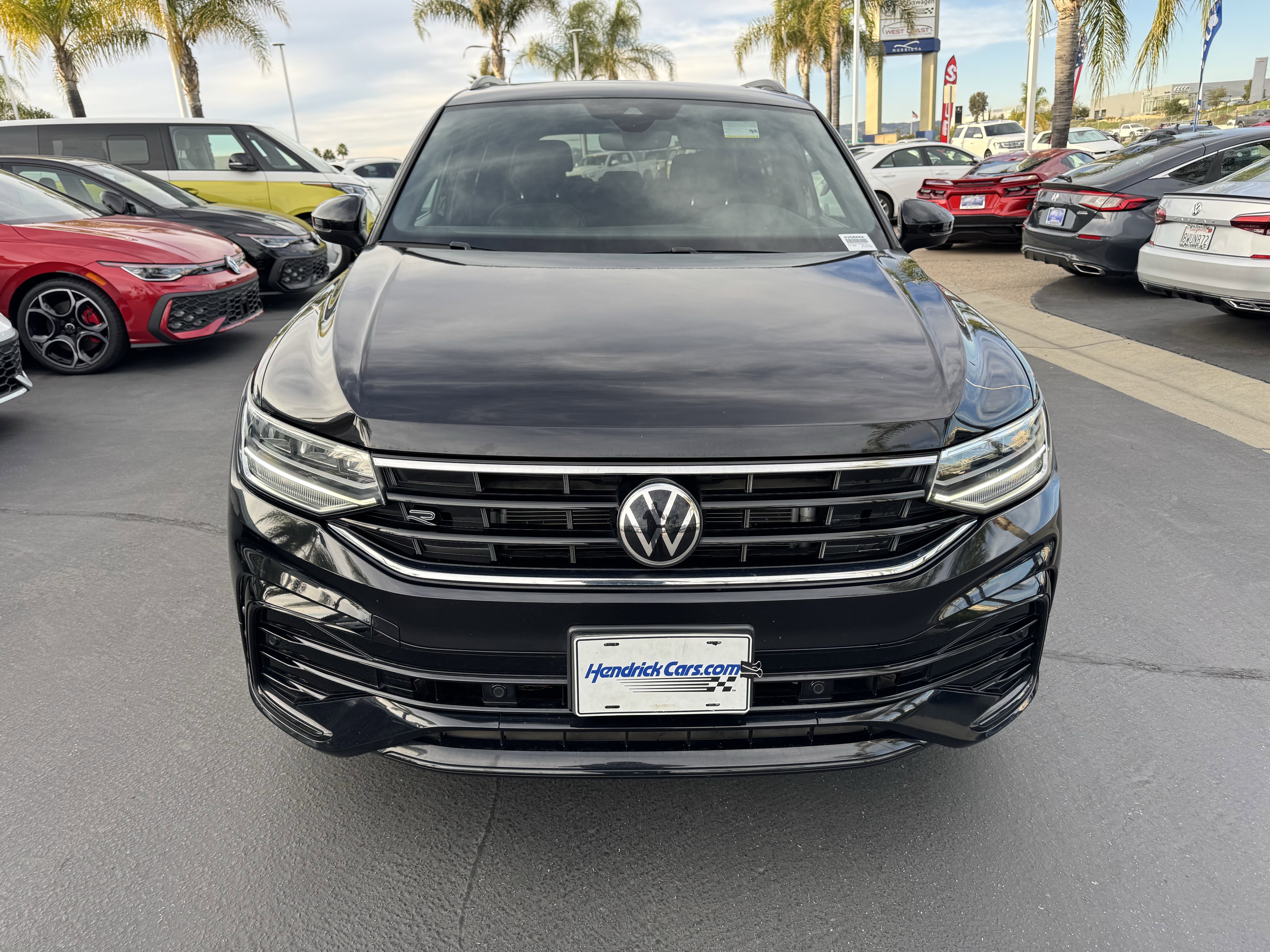 Certified 2023 Volkswagen Tiguan SE R-Line image 3