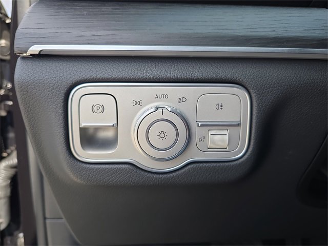 Used 2025 Mercedes-Benz GLE 350 4MATIC image 22