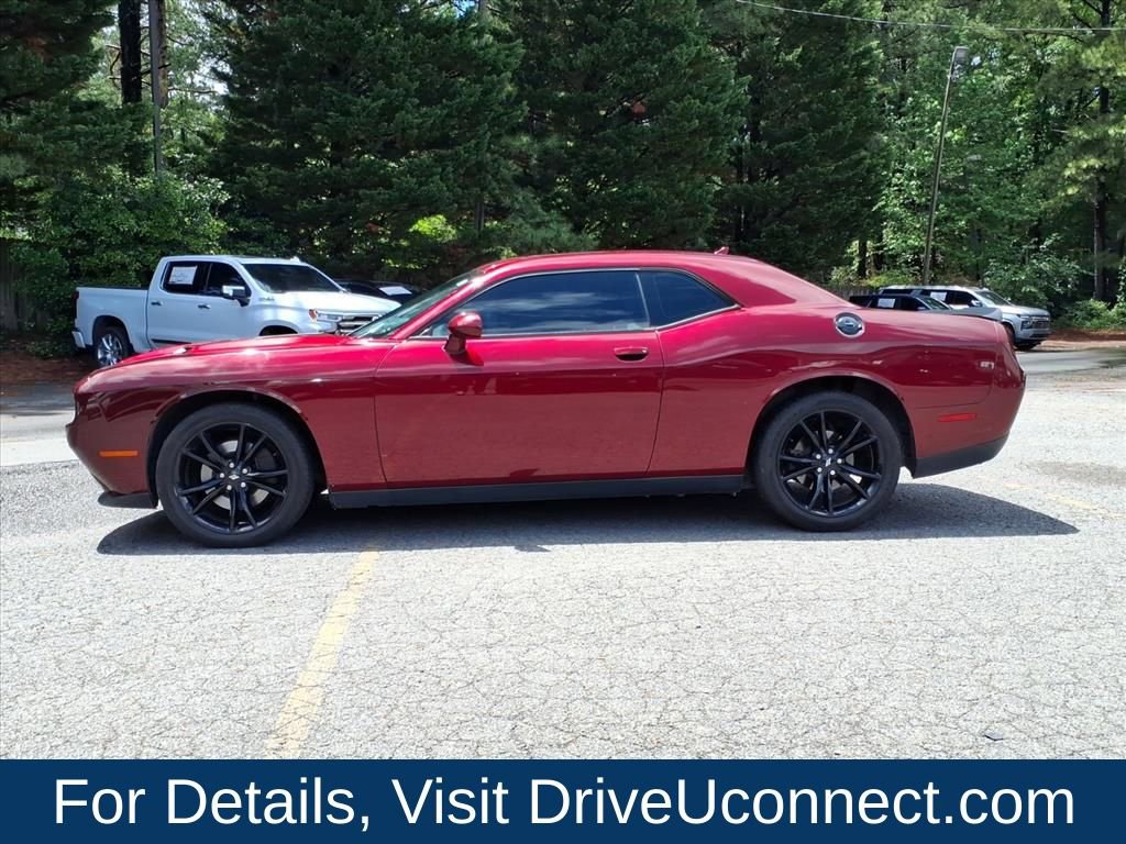 Used 2018 Dodge Challenger SXT Plus RWD image 33