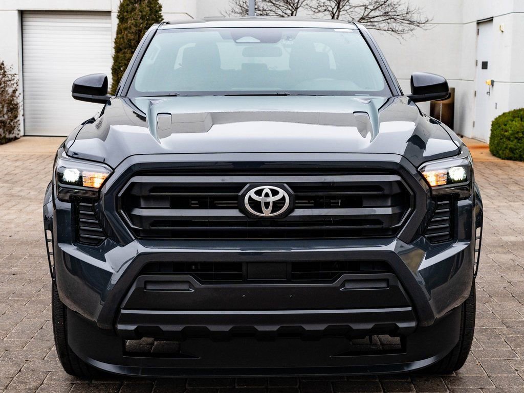 Used 2025 Toyota Tacoma SR RWD image 2