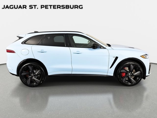 New 2026 Jaguar F-PACE SVR image 4