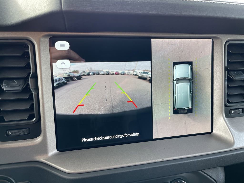 New 2025 Ford Bronco Outer Banks image 9