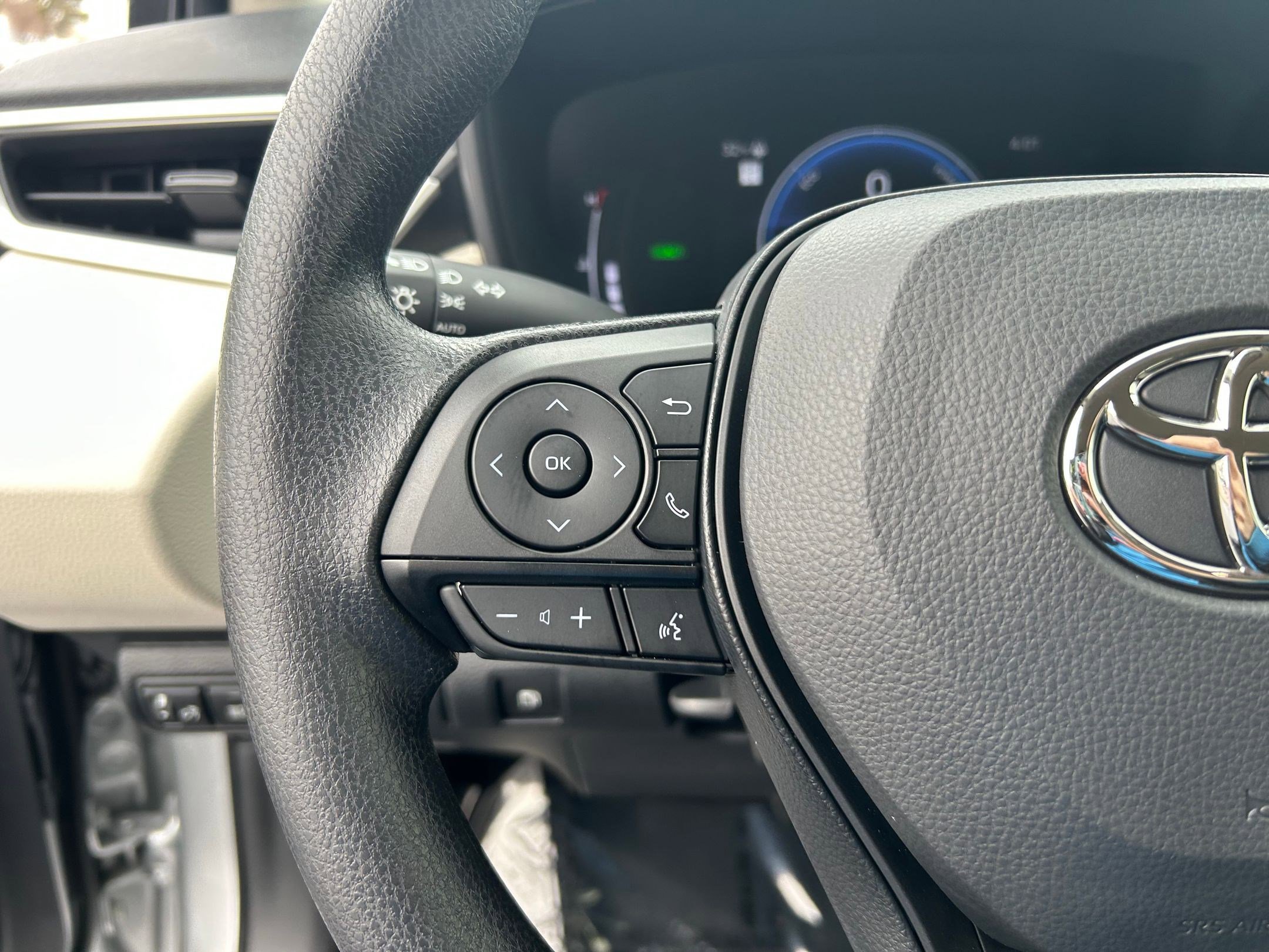 Certified 2026 Toyota Corolla LE image 14