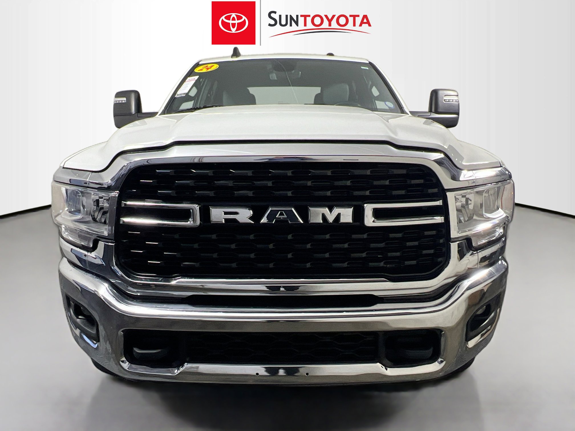 Used 2024 RAM 3500 Big Horn image 32