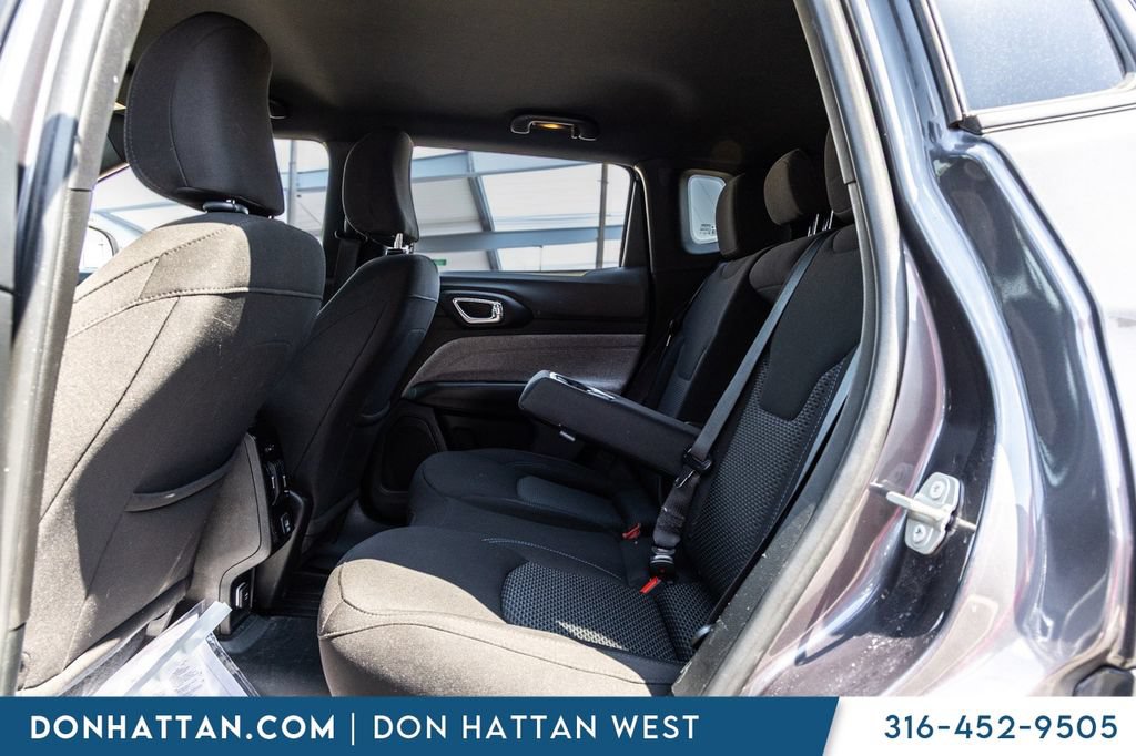 Used 2024 Jeep Compass Sport AWD/4WD image 21