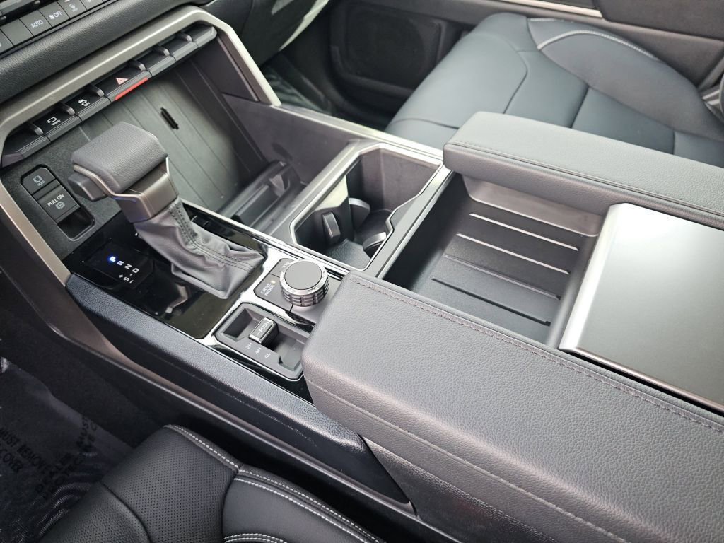 Used 2026 Toyota Sequoia SR5 w/ SR5 Premium Package AWD/4WD image 38