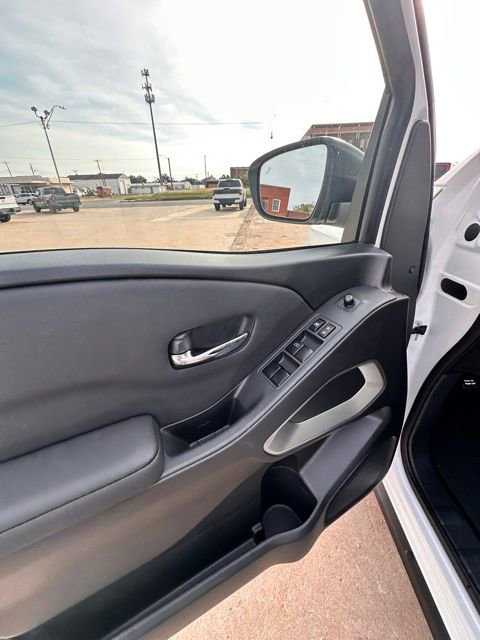 Certified 2024 Nissan Frontier SV w/ Hardbody Edition image 23