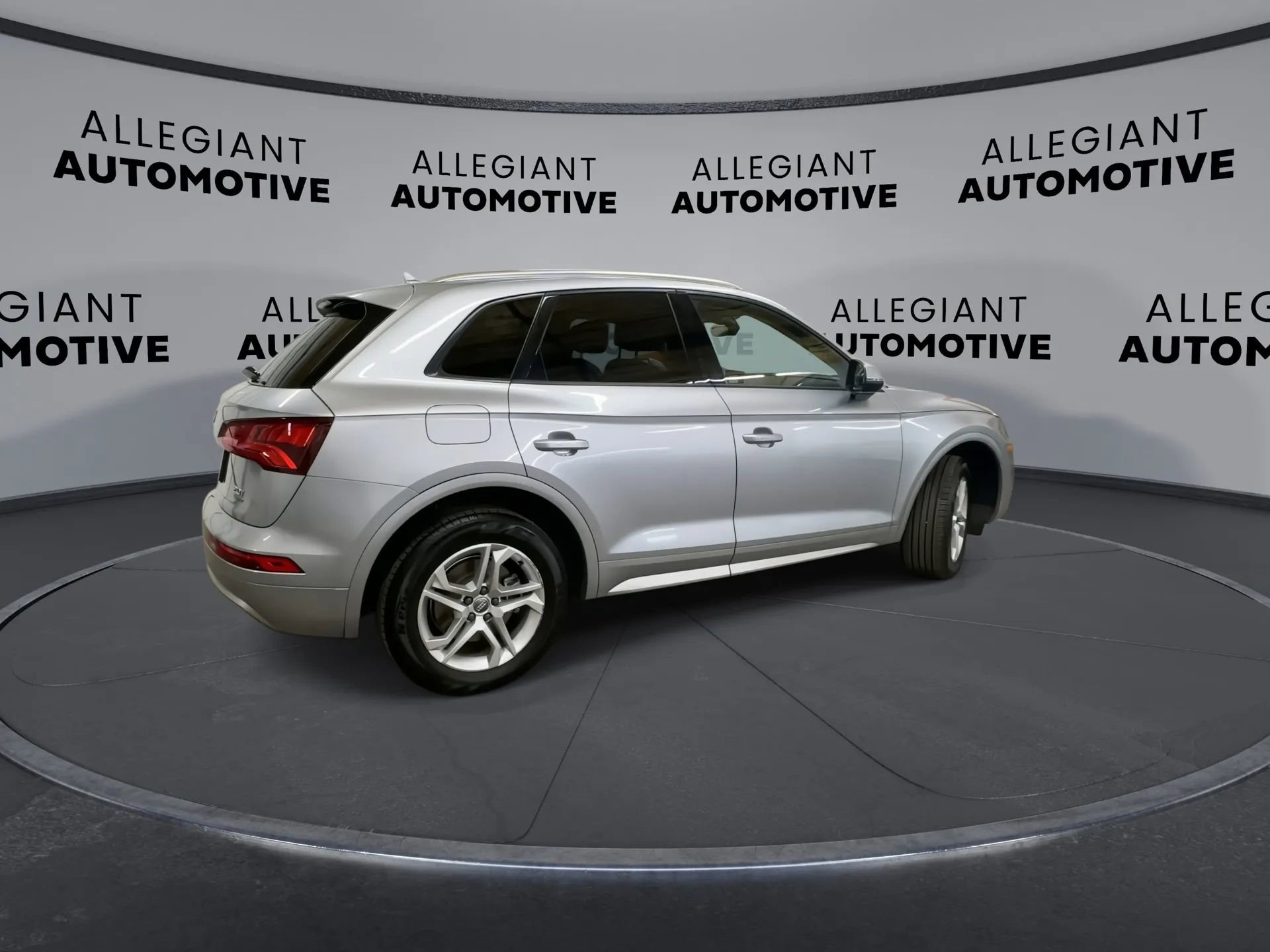 Used 2018 Audi Q5 2.0T Premium image 10