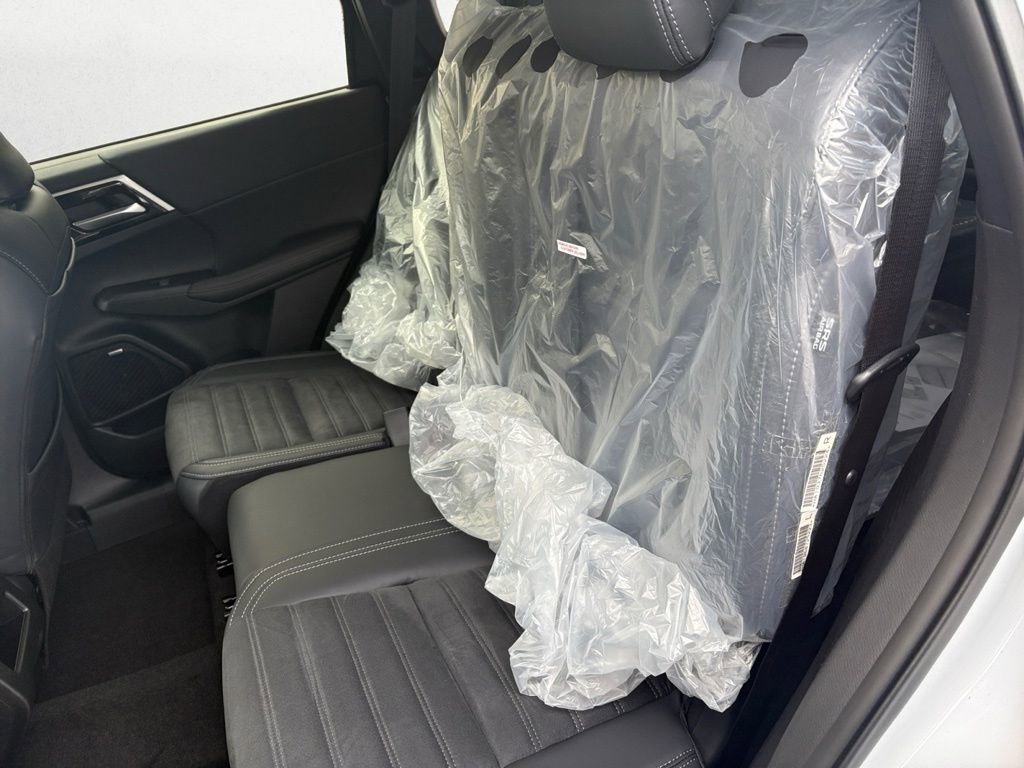 New 2026 Mitsubishi Outlander Trail Edition image 13