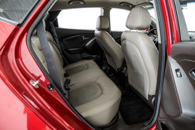 Used 2015 Hyundai Tucson SE AWD/4WD image 31
