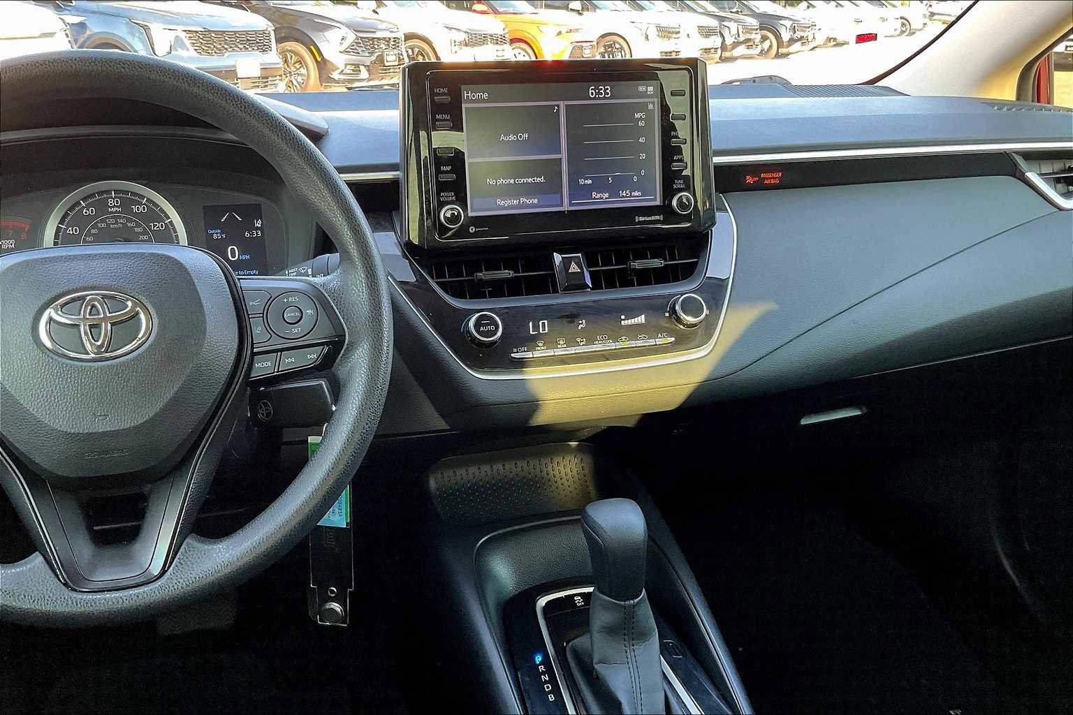 Used 2022 Toyota Corolla LE image 15