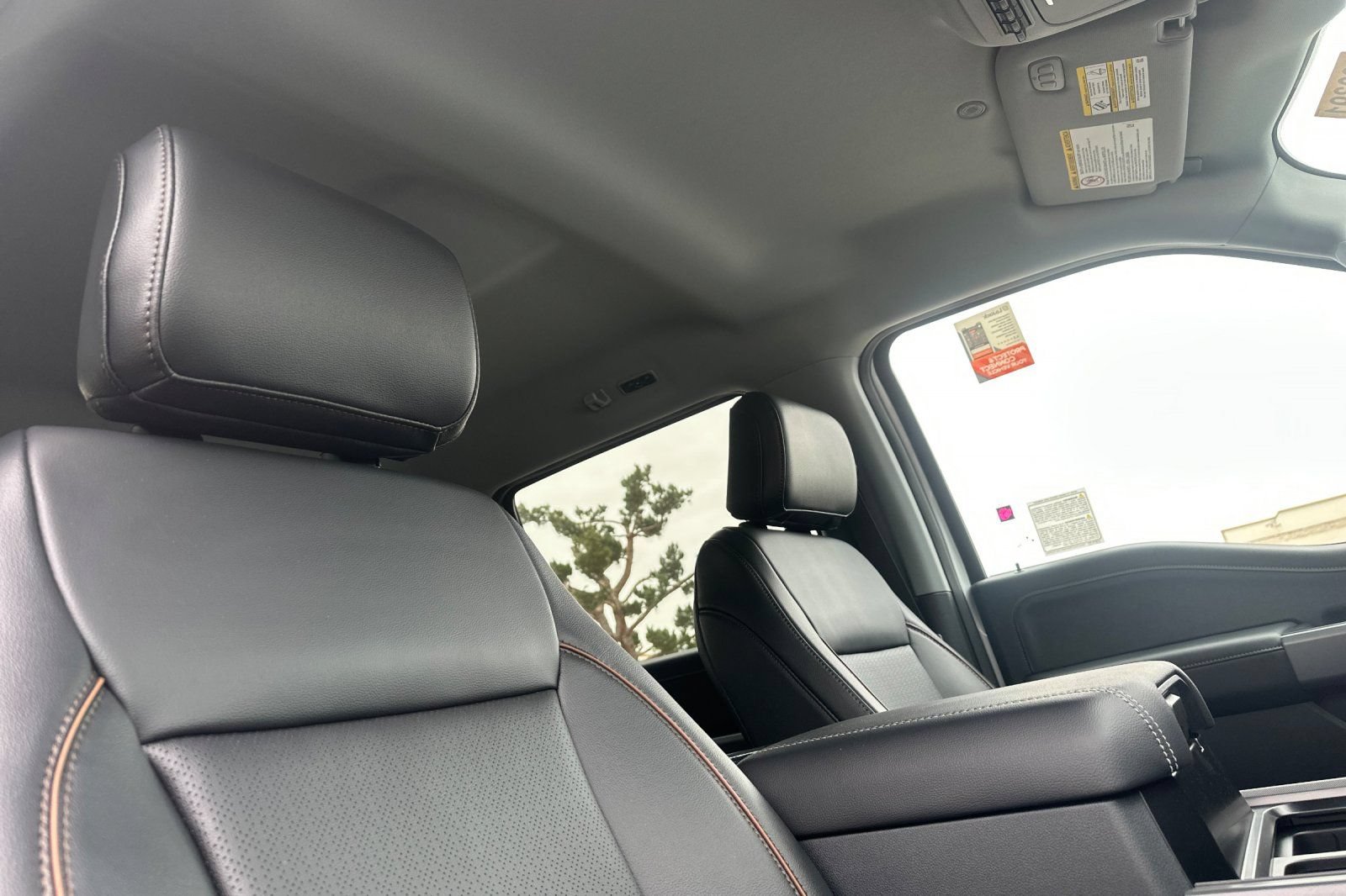 New 2026 Ford F250 Lariat AWD/4WD image 16