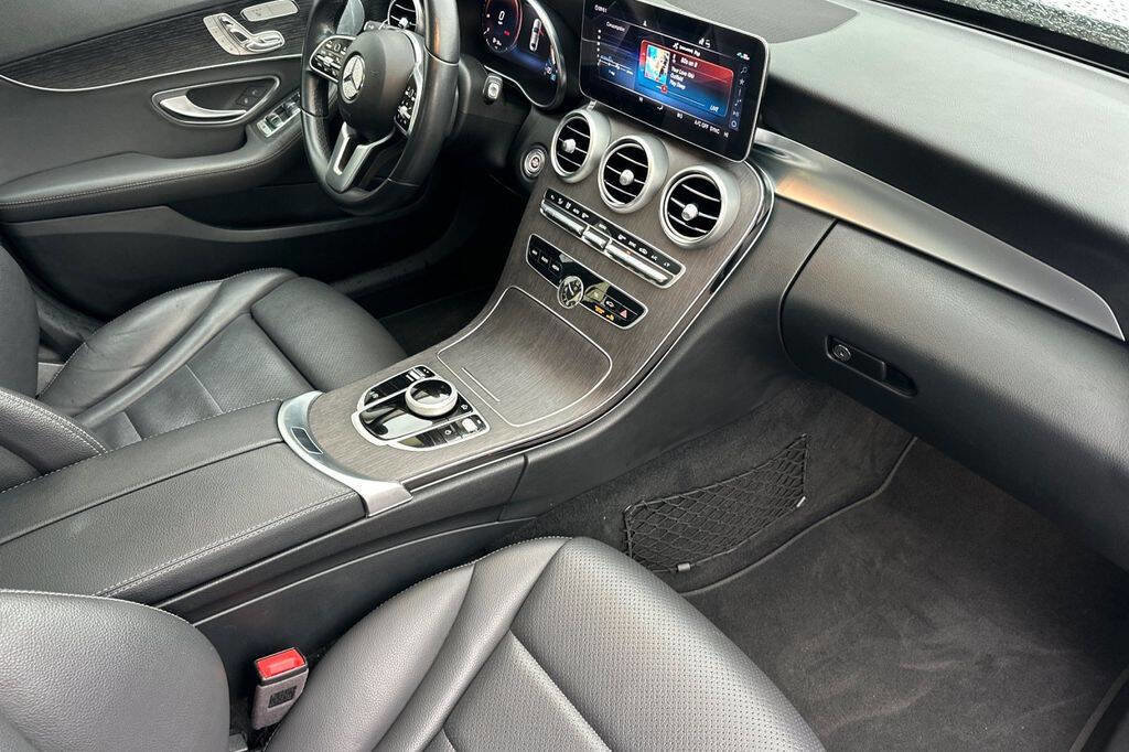 Used 2021 Mercedes-Benz C 300 Sedan image 15