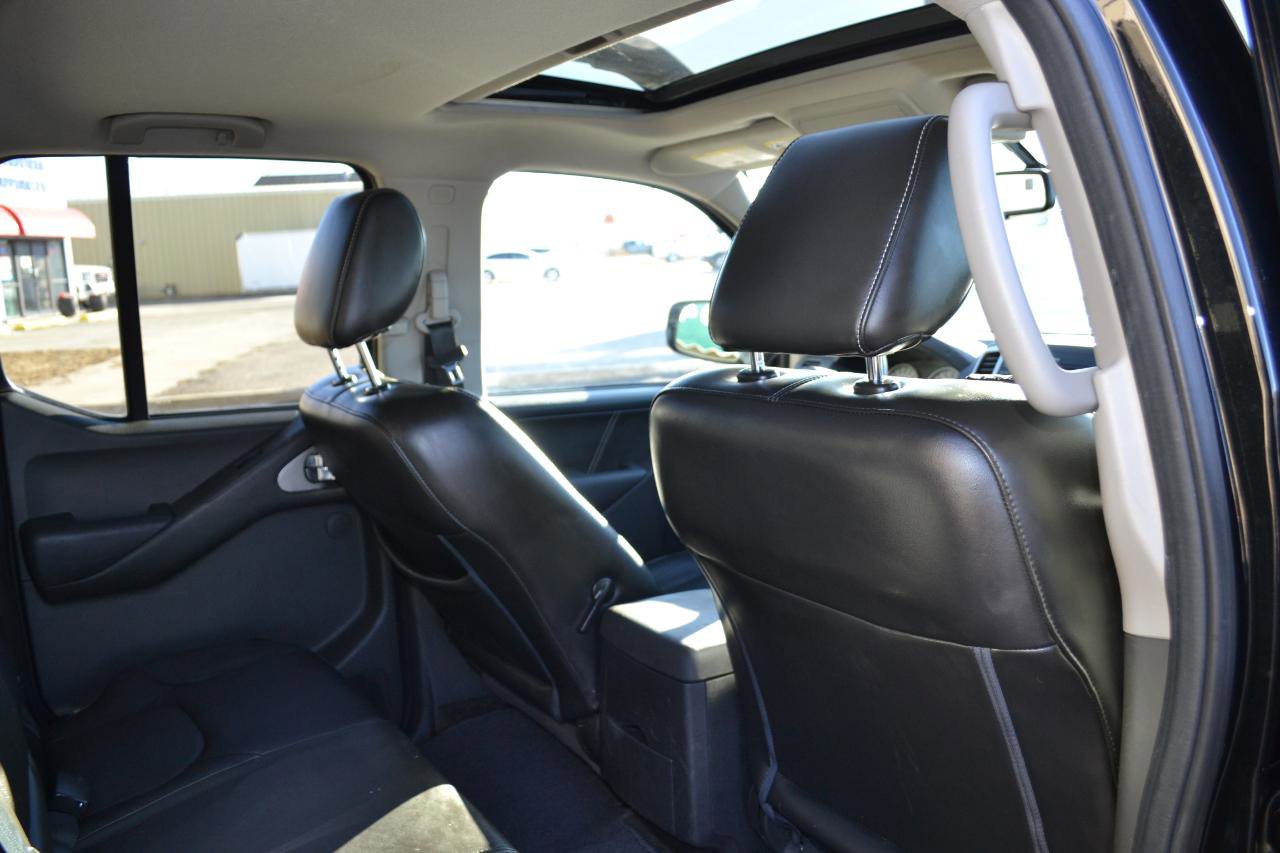 Used 2016 Nissan Frontier PRO-4X w/ Pro-4x Luxury Package image 38