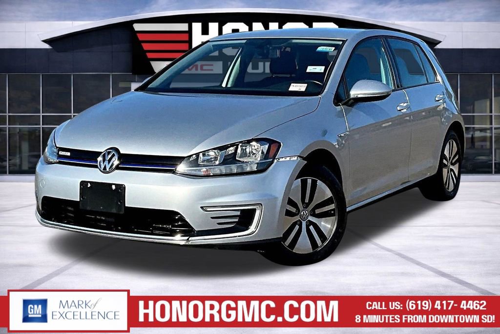 Used 2019 Volkswagen e-Golf SE w/ Driver Assistance Package FWD image 3