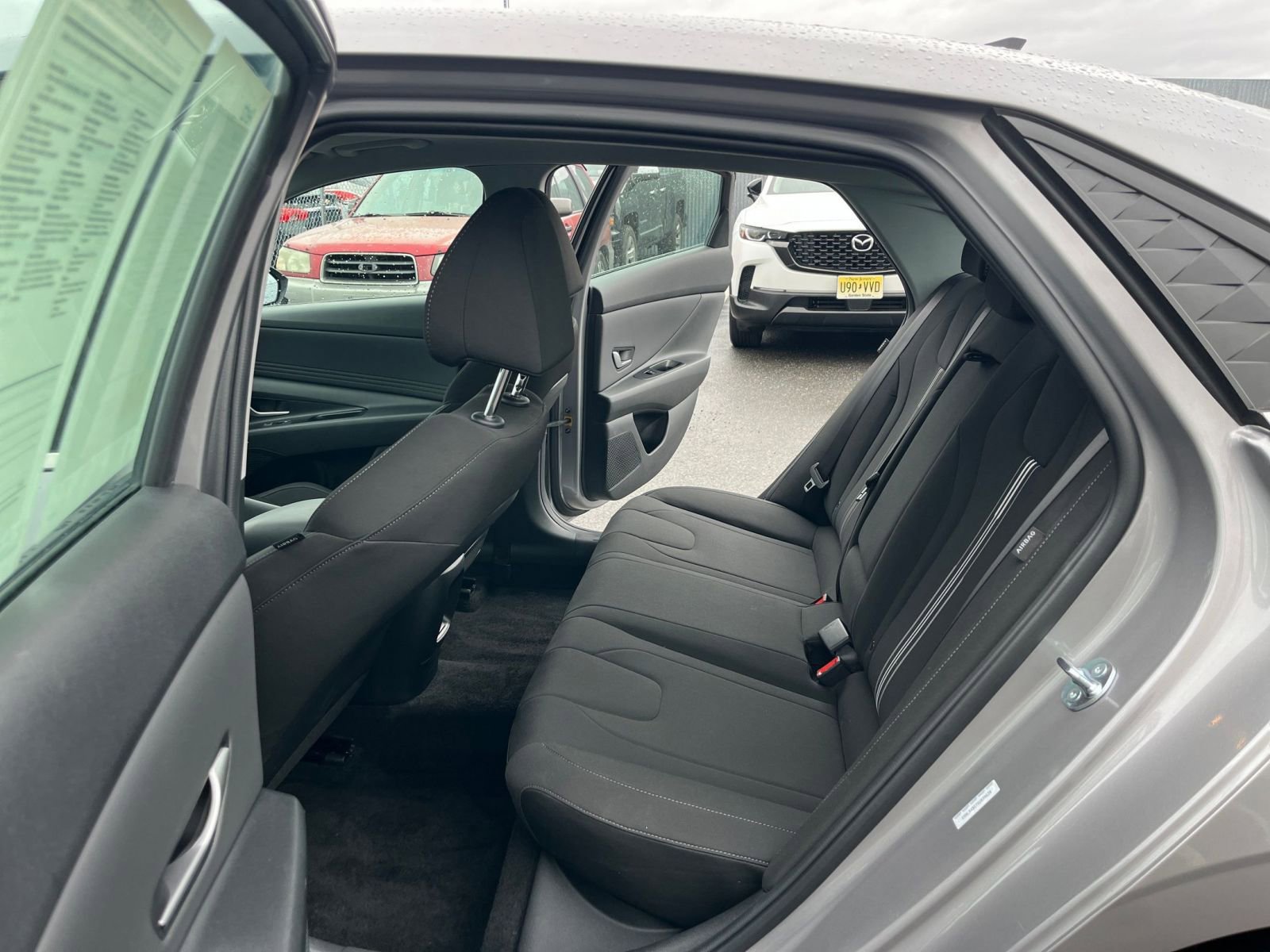 Used 2025 Hyundai Elantra SEL image 26