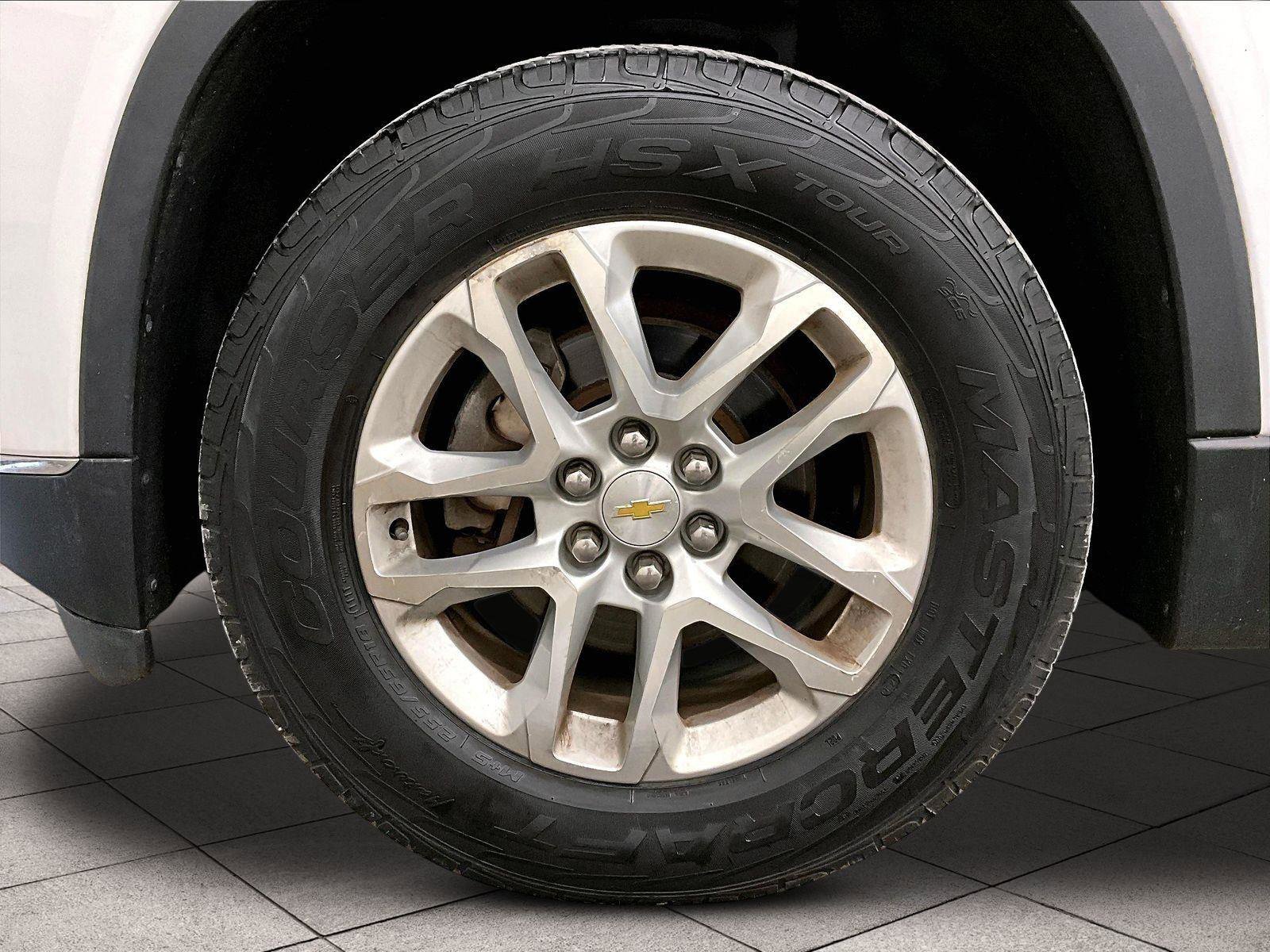 Used 2018 Chevrolet Traverse LT AWD/4WD image 8