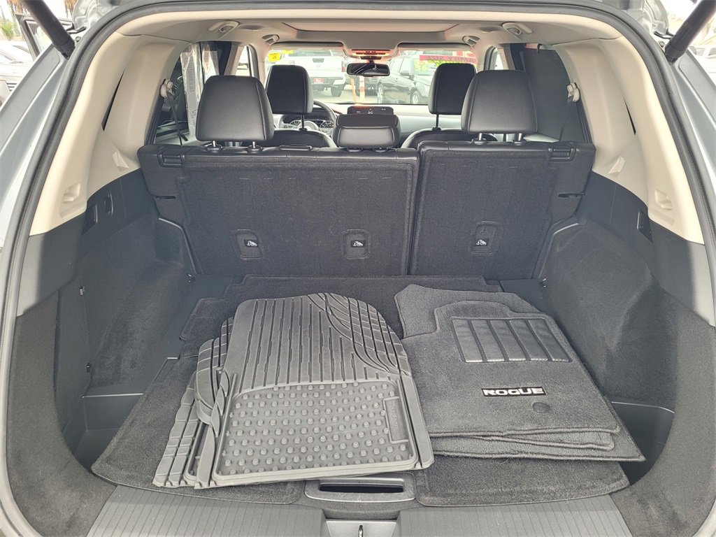 Used 2021 Nissan Rogue SL w/ Premium Package image 25