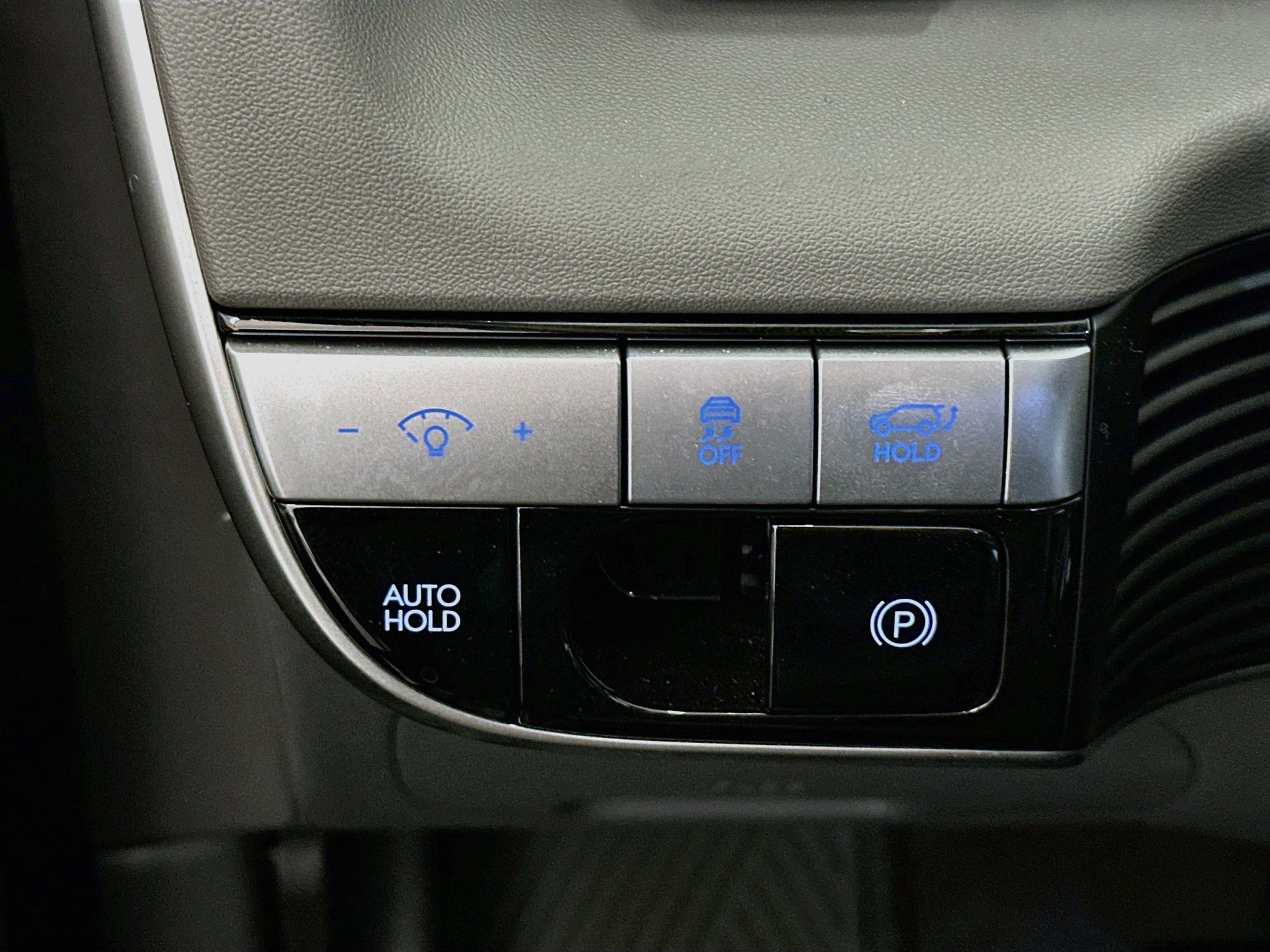 Used 2024 Hyundai Ioniq 5 SEL AWD/4WD image 17
