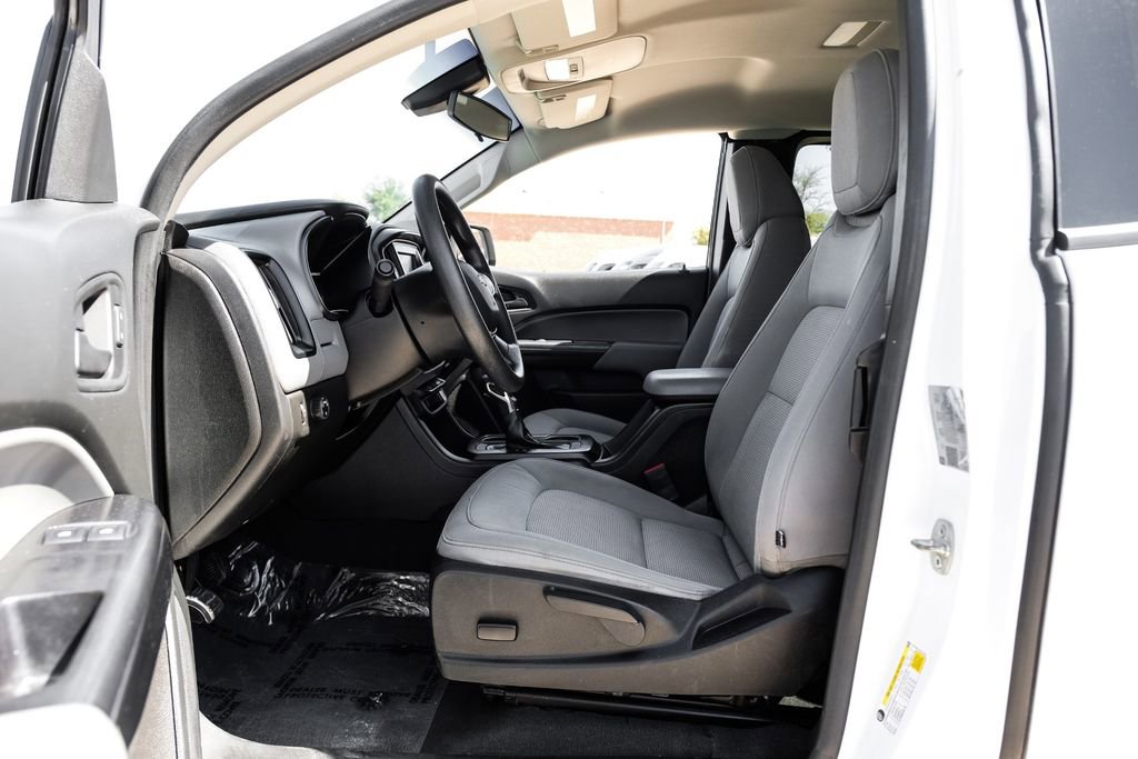 Used 2022 Chevrolet Colorado W/T w/ WT Convenience Package image 3