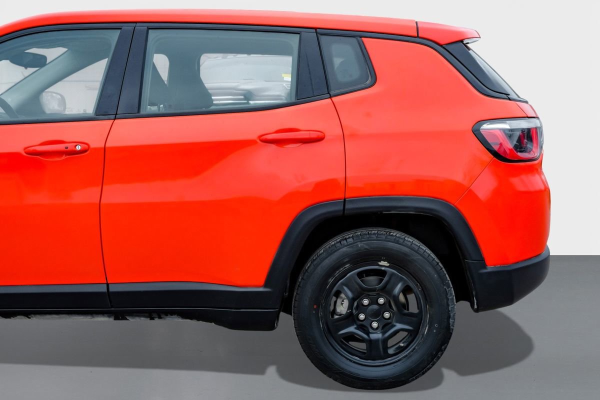 Used 2020 Jeep Compass Sport w/ Cold Weather Group image 11