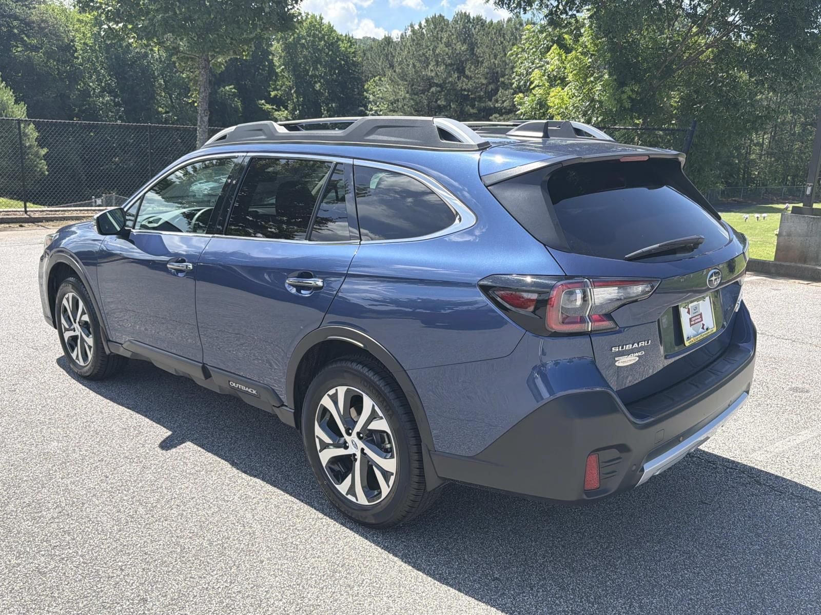 Certified 2021 Subaru Outback Touring w/ Popular Package #2 AWD/4WD image 5