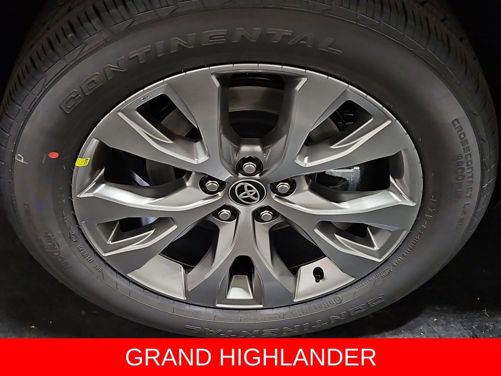 New 2026 Toyota Grand Highlander AWD image 9