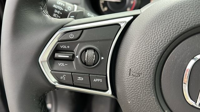 Used 2026 Acura RDX SH-AWD image 12