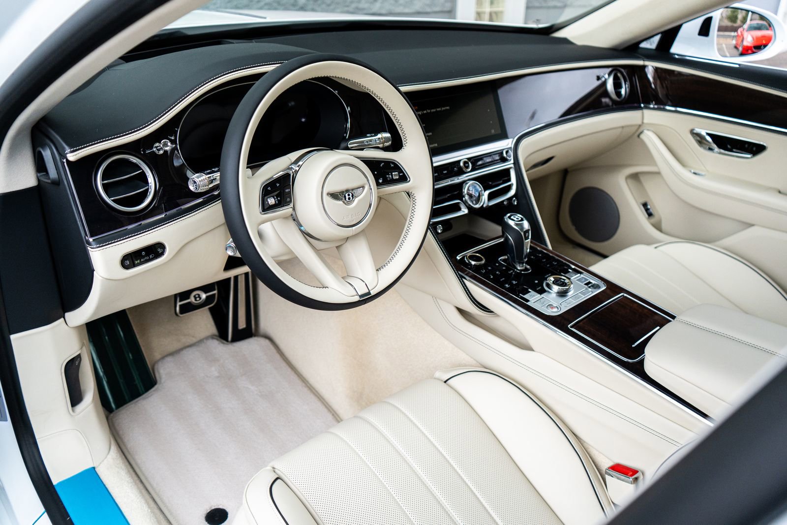 New 2026 Bentley Flying Spur Plug-In Hybrid image 30