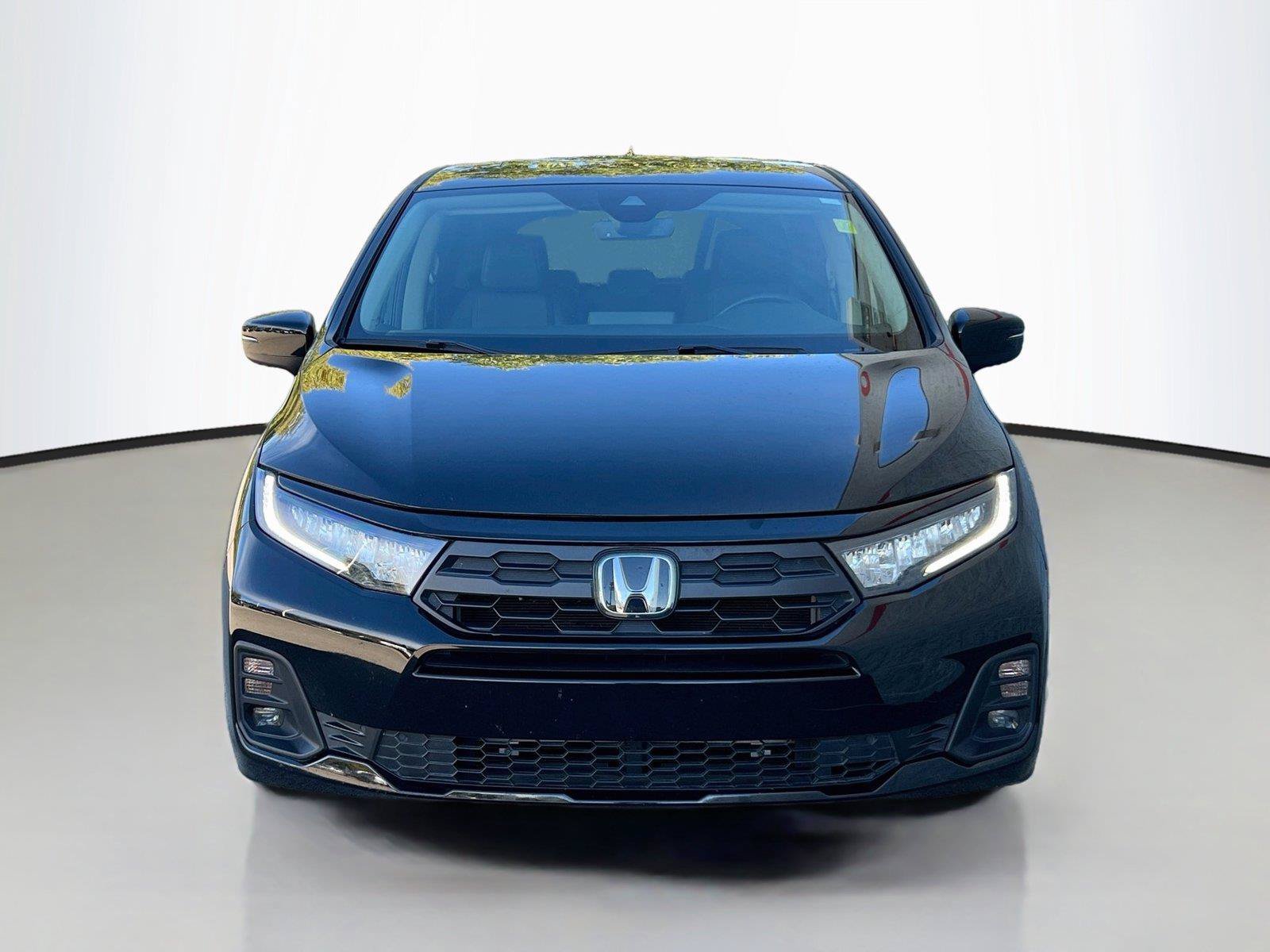 Used 2025 Honda Odyssey EX-L image 3