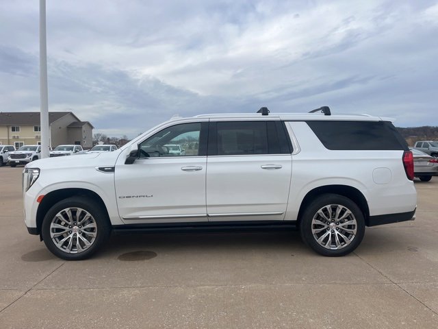 Used 2021 GMC Yukon XL Denali w/ Denali Ultimate Package image 6