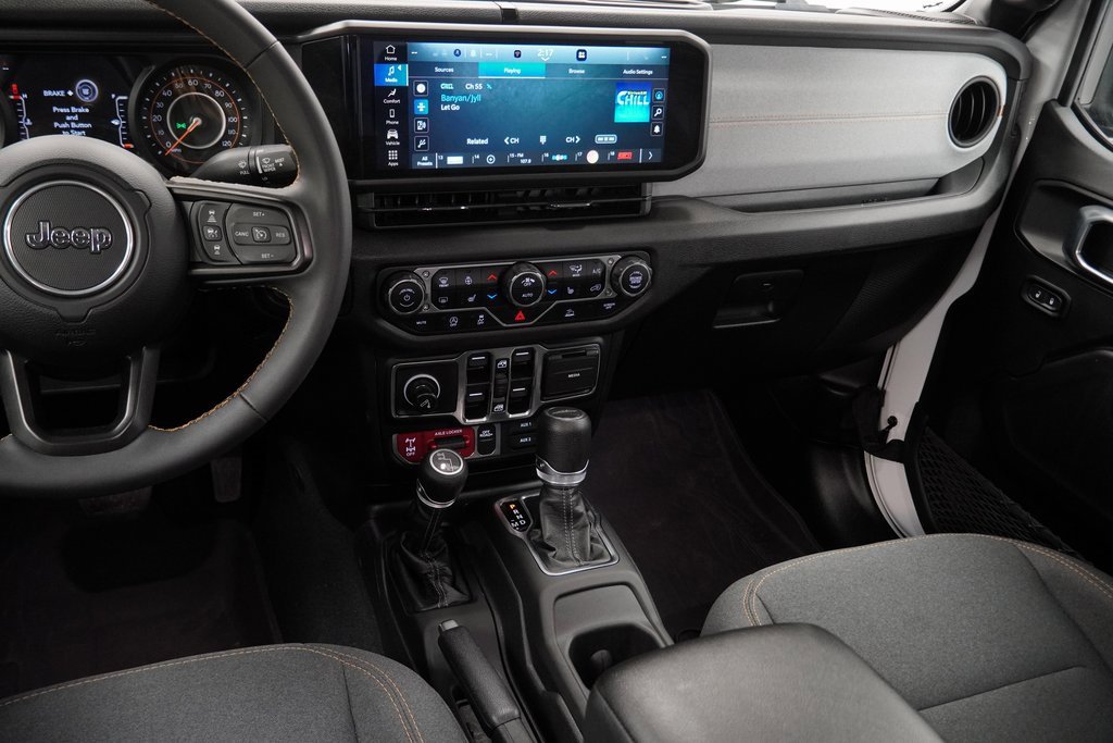 Certified 2024 Jeep Gladiator Sport image 22