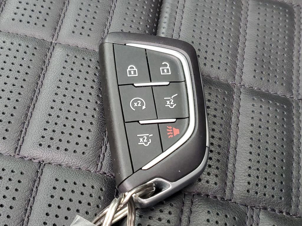 Used 2023 Cadillac Escalade ESV Sport Platinum w/ Heavy-Duty Trailer Package image 39