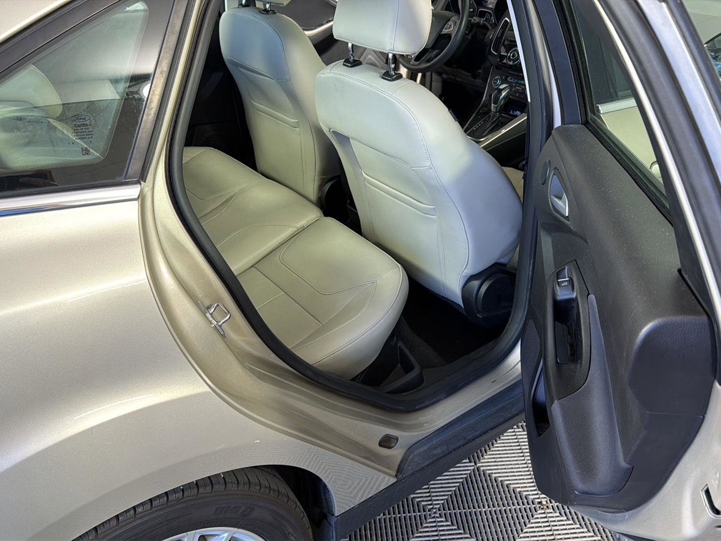 Used 2018 Ford Focus Titanium FWD image 13