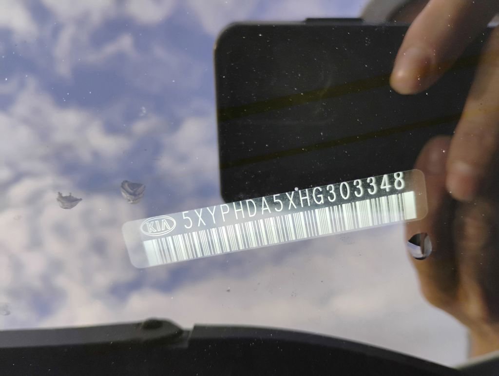 Used 2017 Kia Sorento EX w/ EX Advanced Touring Package image 10