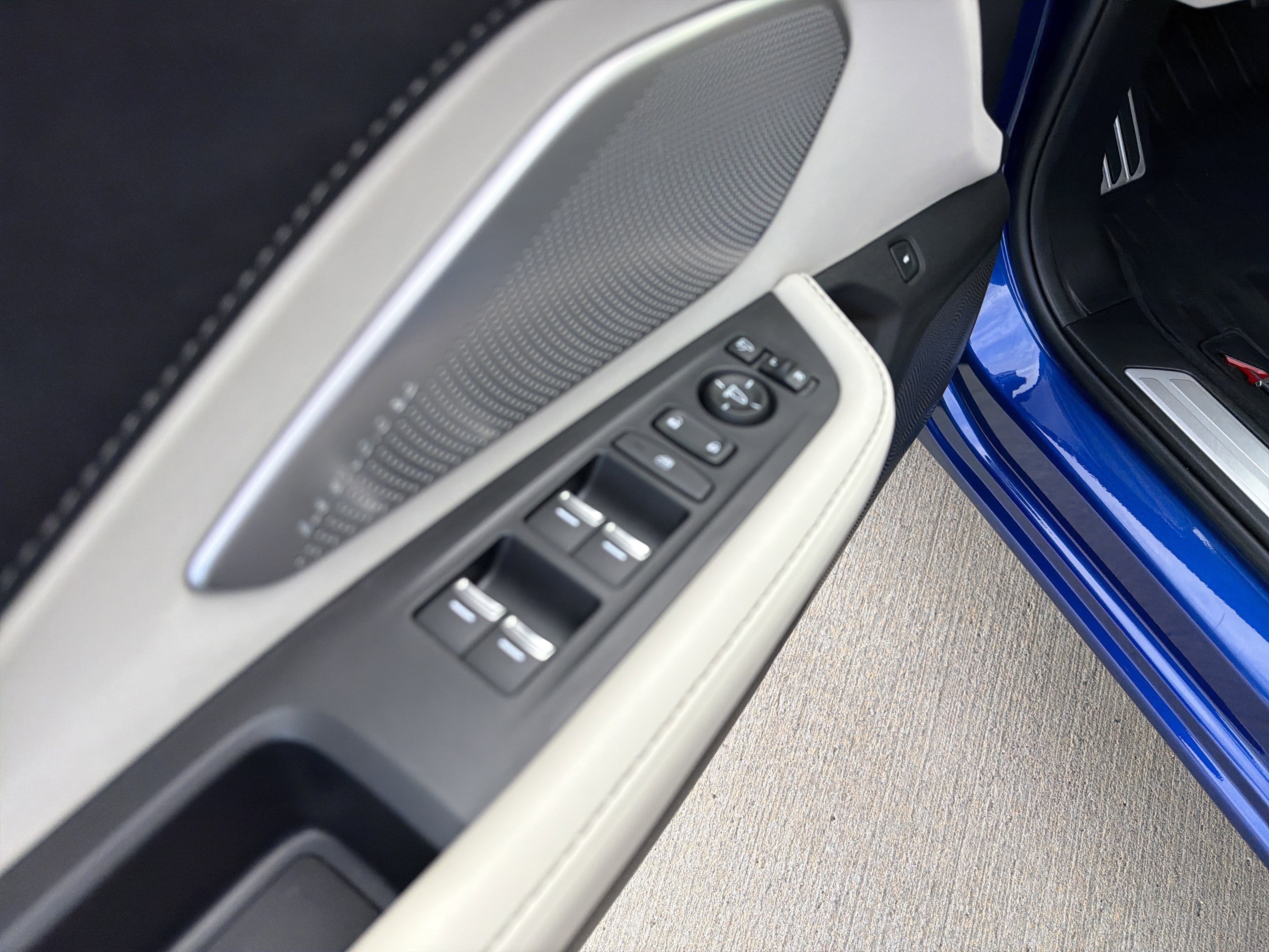 Used 2025 Acura RDX A-Spec image 15