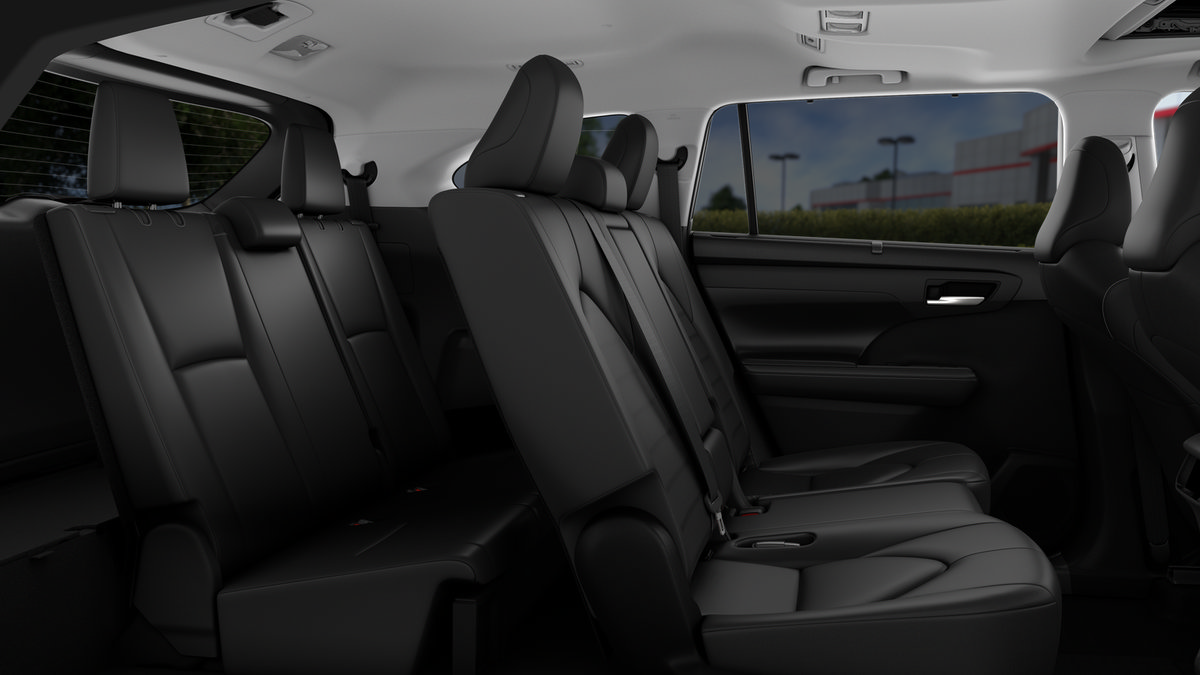 New 2026 Toyota Highlander XLE AWD/4WD image 2