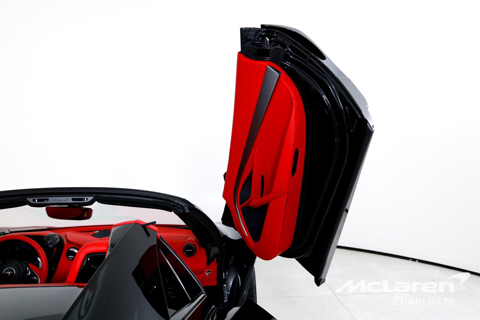 New 2026 McLaren 750S Spider RWD image 19